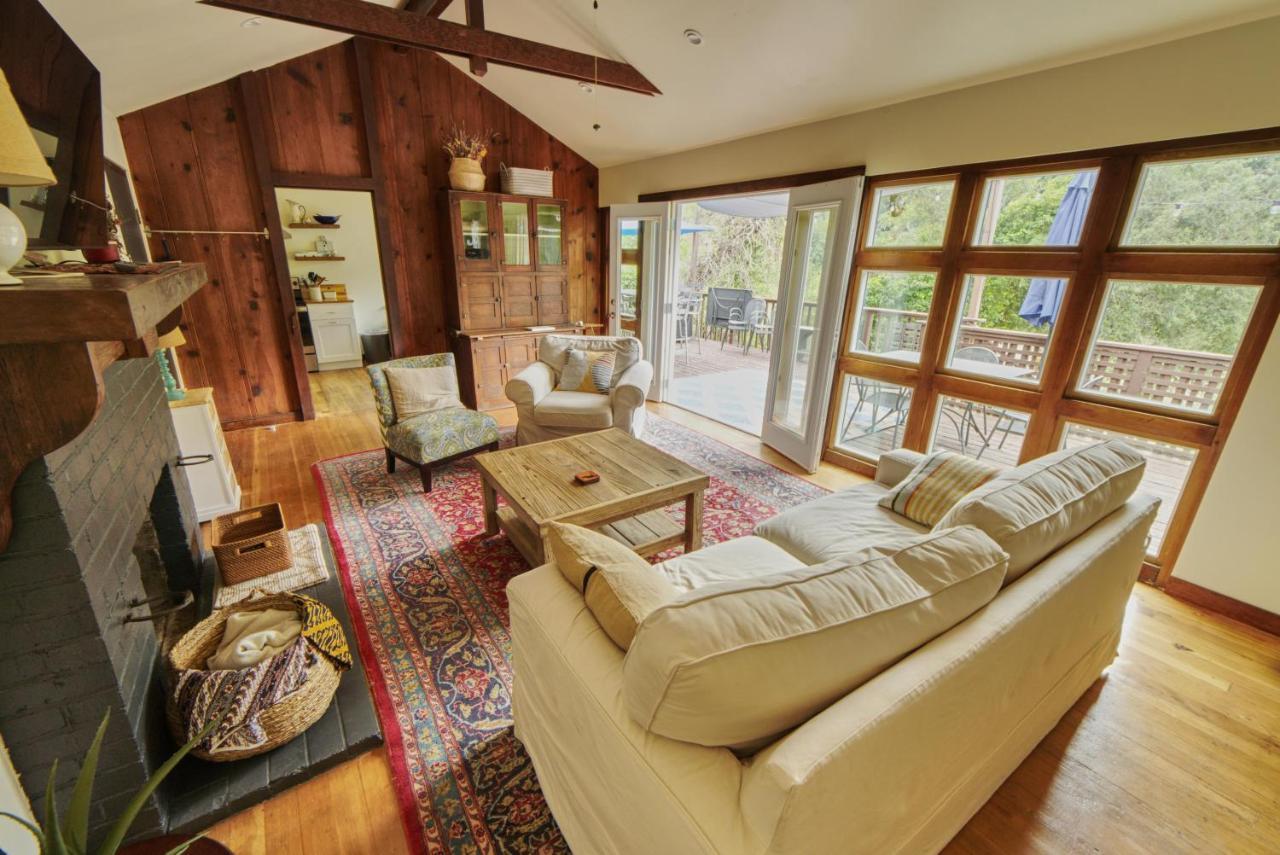 Rivers Breeze Relaxing Riverside Cabin With Private Suite Kayaks ヒールズバーグ エクステリア 写真