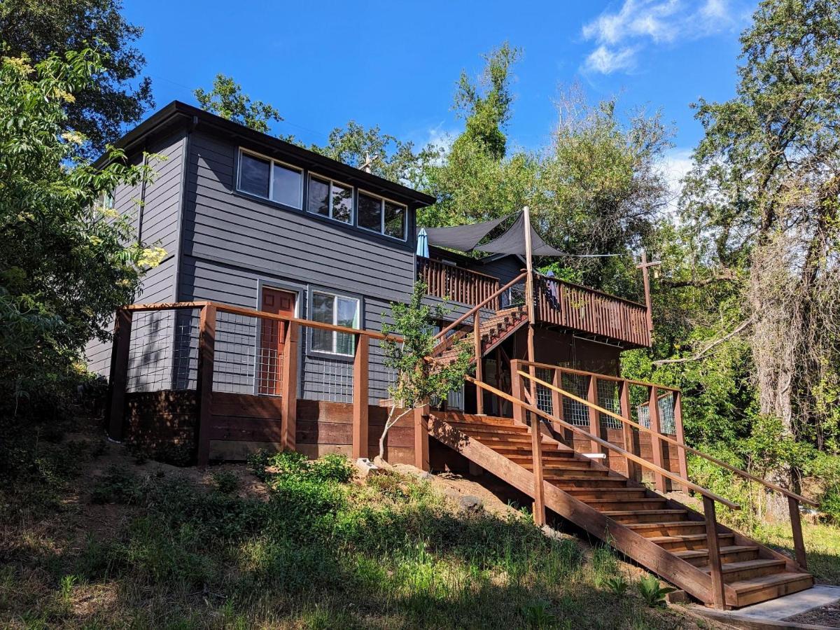 Rivers Breeze Relaxing Riverside Cabin With Private Suite Kayaks ヒールズバーグ エクステリア 写真